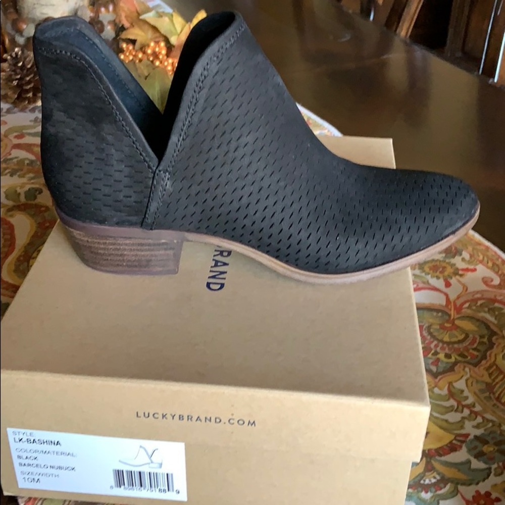 Lucky Bashina Boots